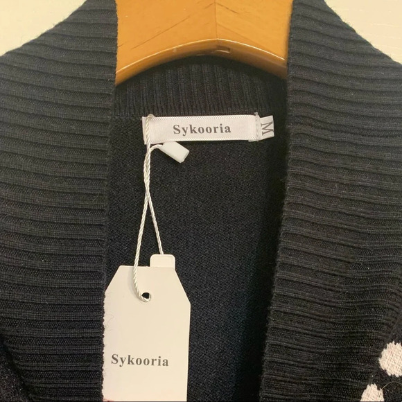 Women’s Adirondack Christmas Reindeer Sweater Adirondack - Picture 3 of 3